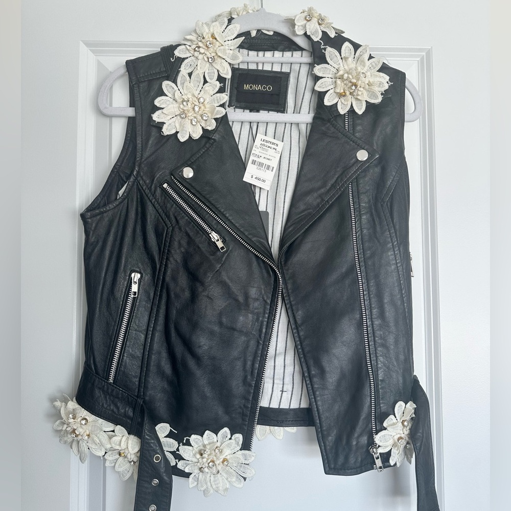 Monaco leather vest with crochet and crystal flowers